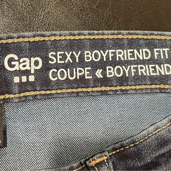 GAP Sexy Boyfriend Fit Jeans (Sz 8) - Picture 4 of 5